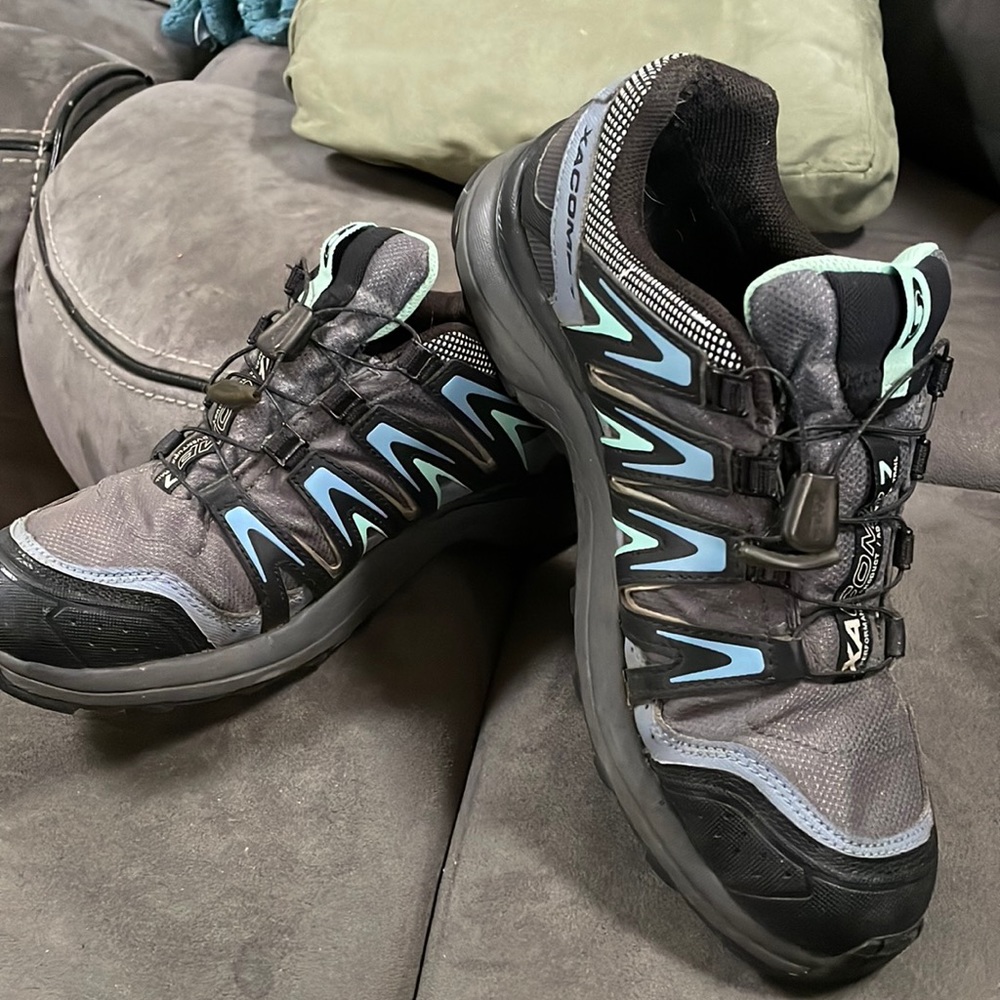 NWOT Sneakers have never been worn.  Only tried on.